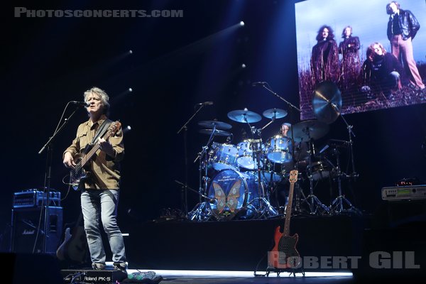 JOHN LEES' BARCLAY JAMES HARVEST - 2023-11-19 - PARIS - Salle Pleyel - Kevin Whitehead - Craig Fletcher